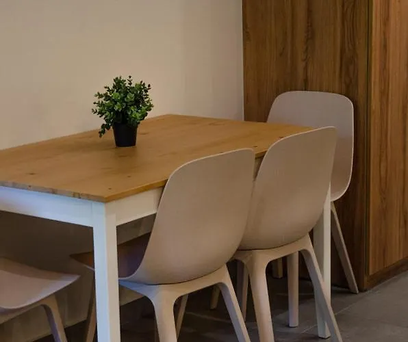 Apartament μαϊστρος House