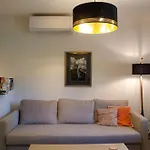 Appartement μαϊστρος House